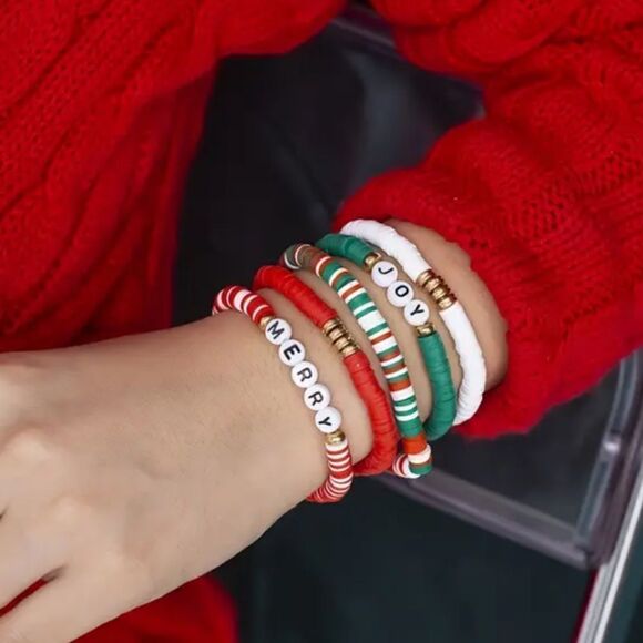 Cb19  5 piece Christmas stacking bracelet set - Picture 1 of 7
